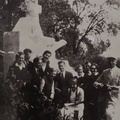 Памятник на городском кладбище, 1933 г.