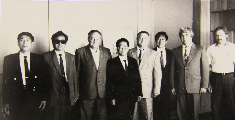 Японская делегация в Сморгони 2.JPG