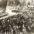 Демонстрация на пл.Ленина в честь праздника 1 мая