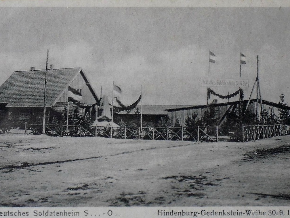 Открытие памятника Паулю фон Гиндербургу перед немецким Домом солата, 30 сентября 1917 г.