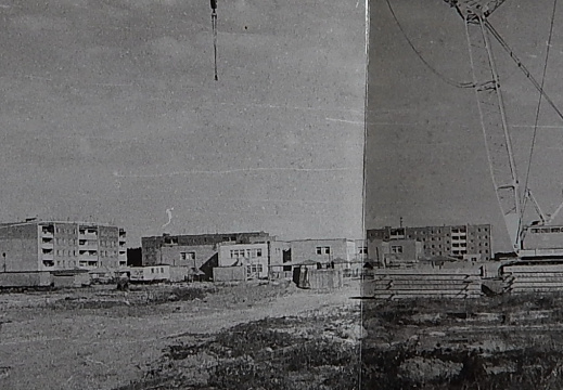 Панорама микрорайона Корени, справа - средняя школа №6, 1990-й г.