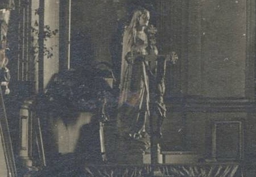 Внутреннее убранство кТроицого костёла, 1916 г.
