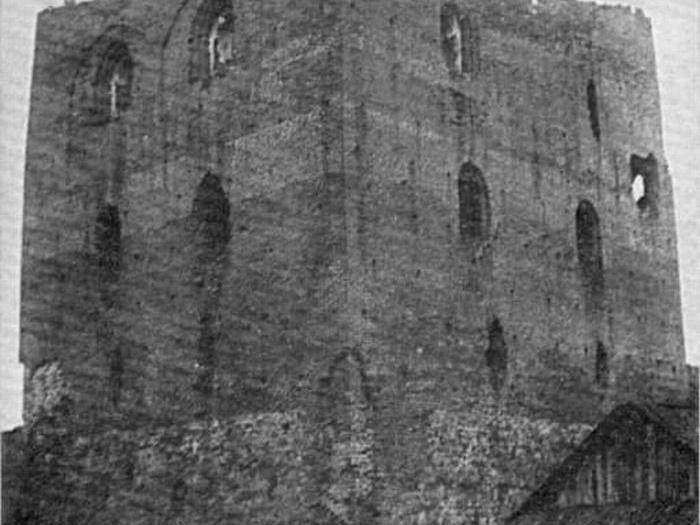 Руины кревского замка, фото Яна Булгака, 1911 г.